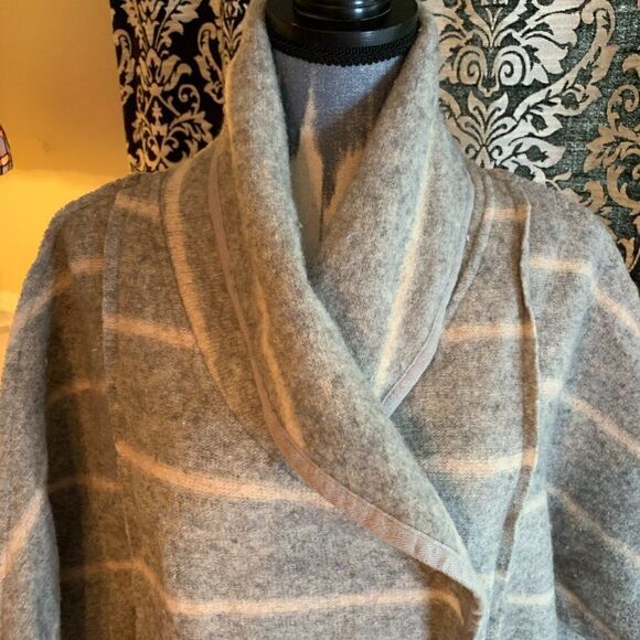 Free People Wool gray and cream strip poncho cape jacket - Picture 2 of 12